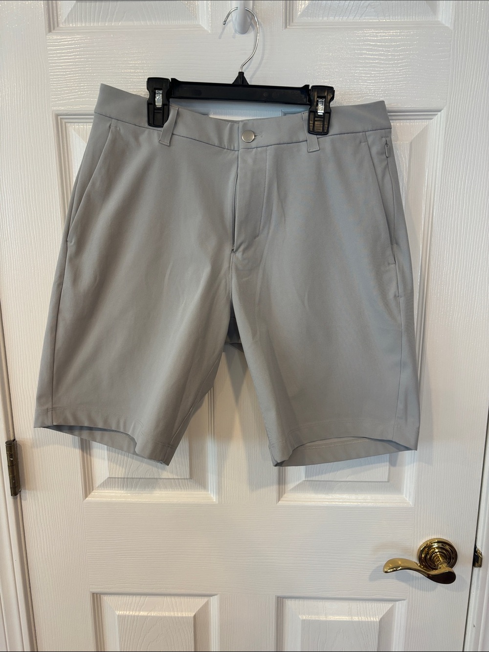 Men’s lululemon ABC shorts